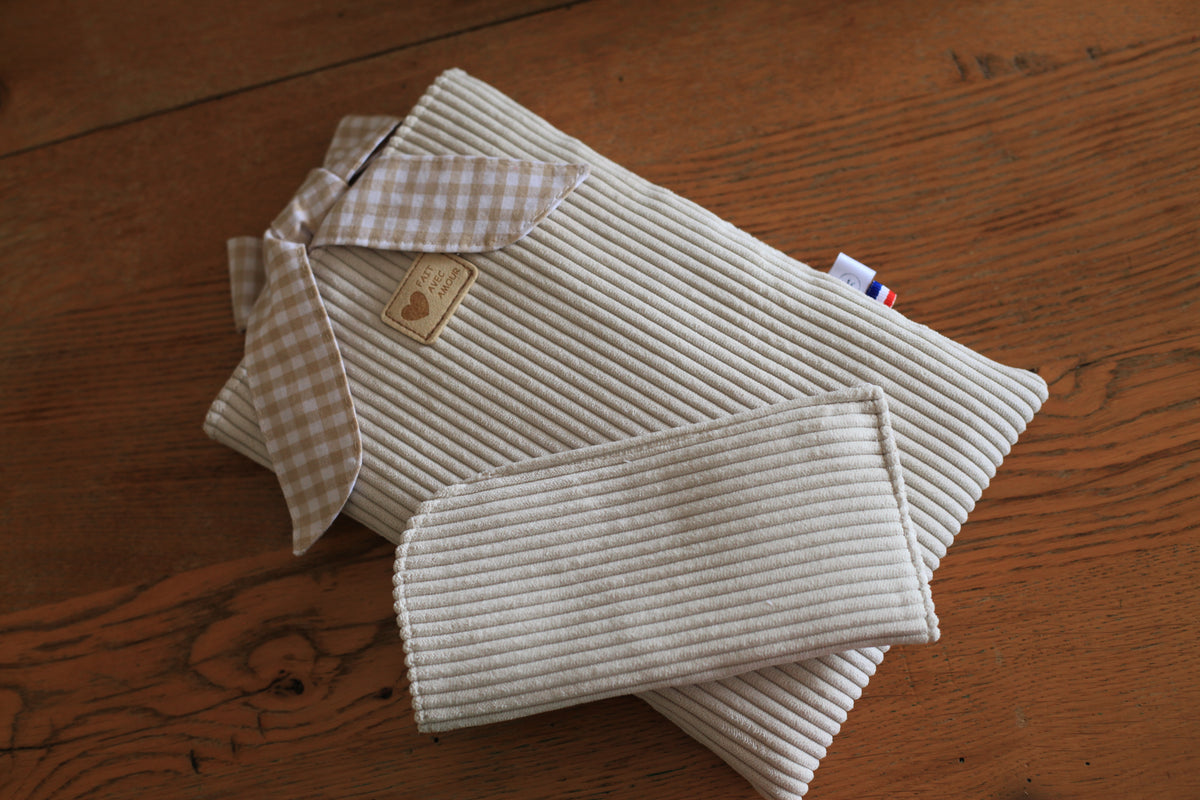Pochette de livre & son étuis à lunettes