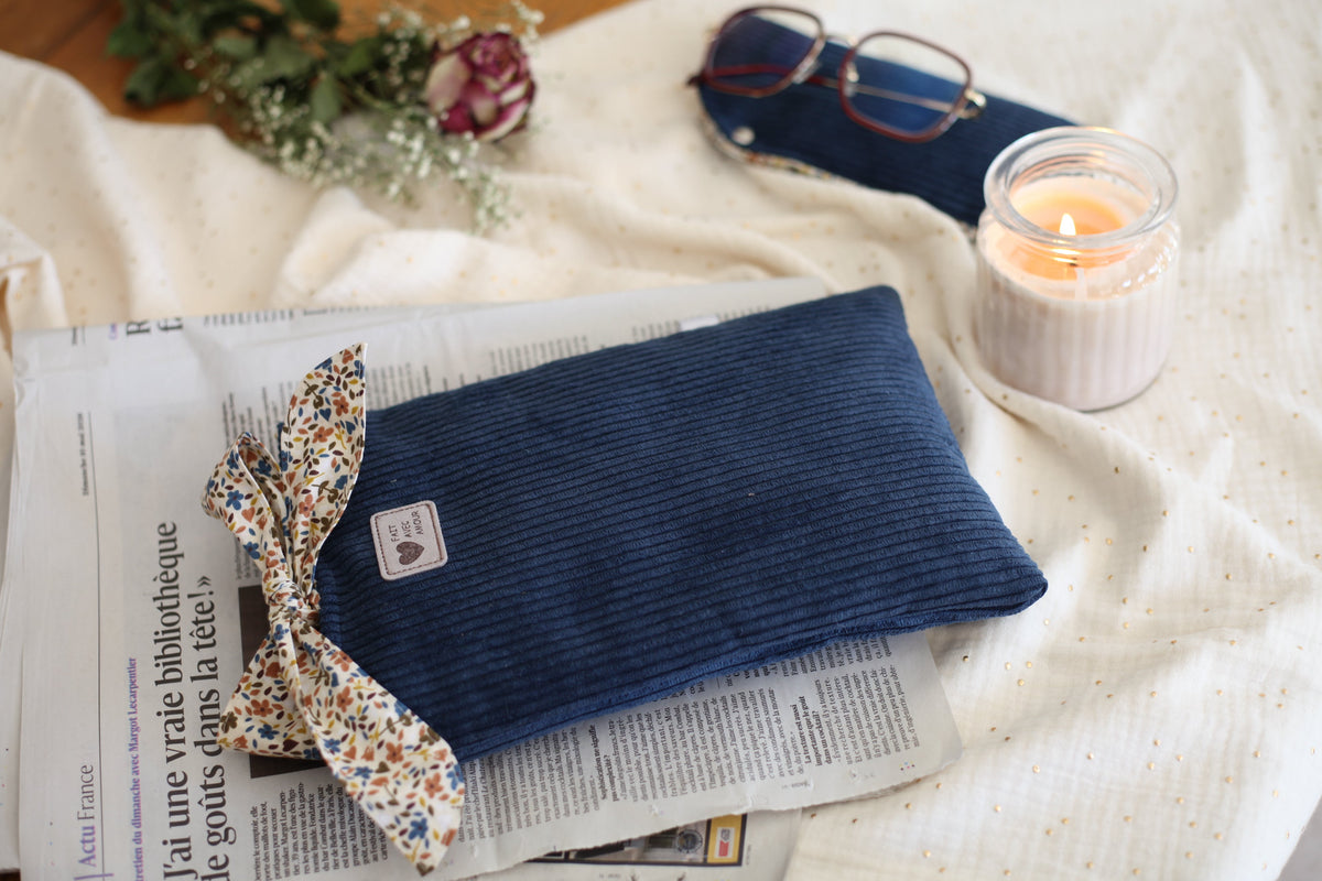 Pochette de livre & son étuis à lunettes